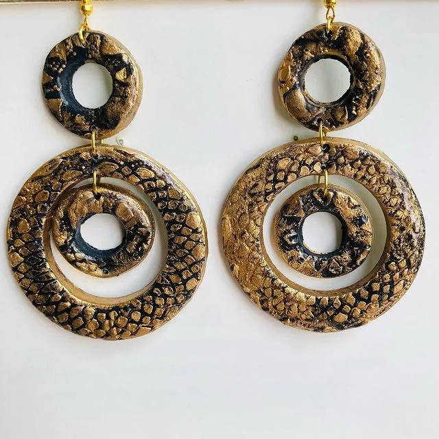 Black & Gold Antique design